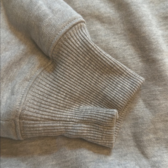 Lou & Grey Heather Gray Sweatshirt - Picture 9 of 9